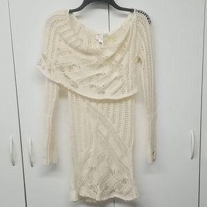 GUESS sweater